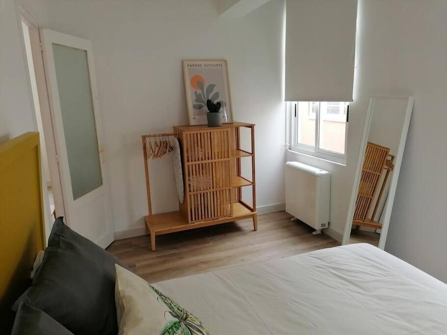 Apartamento Completamente Equipado Centro Ferrol Dış mekan fotoğraf